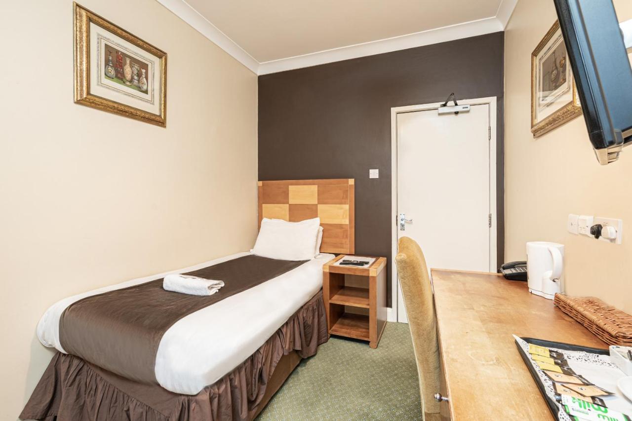 Barrington Lodge Crawley  Eksteriør billede