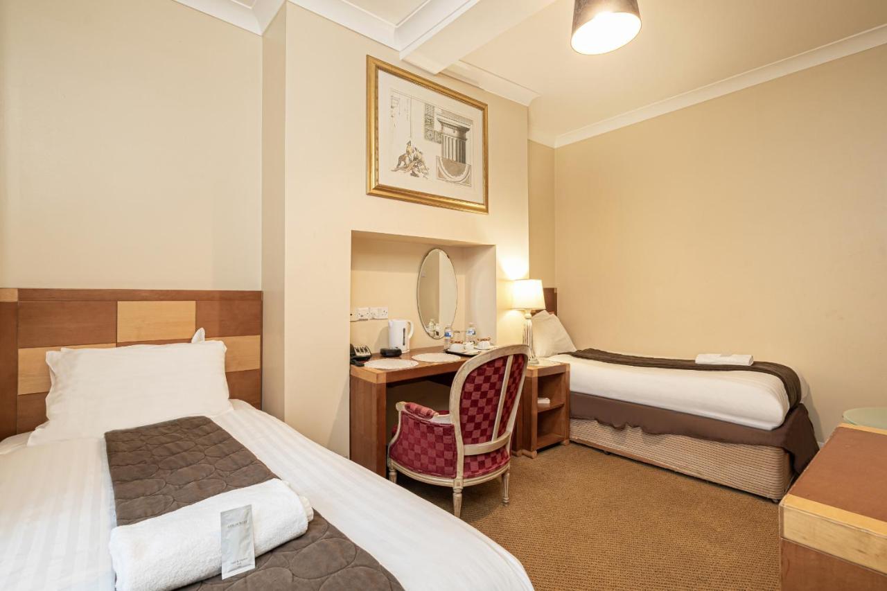 Barrington Lodge Crawley  Eksteriør billede