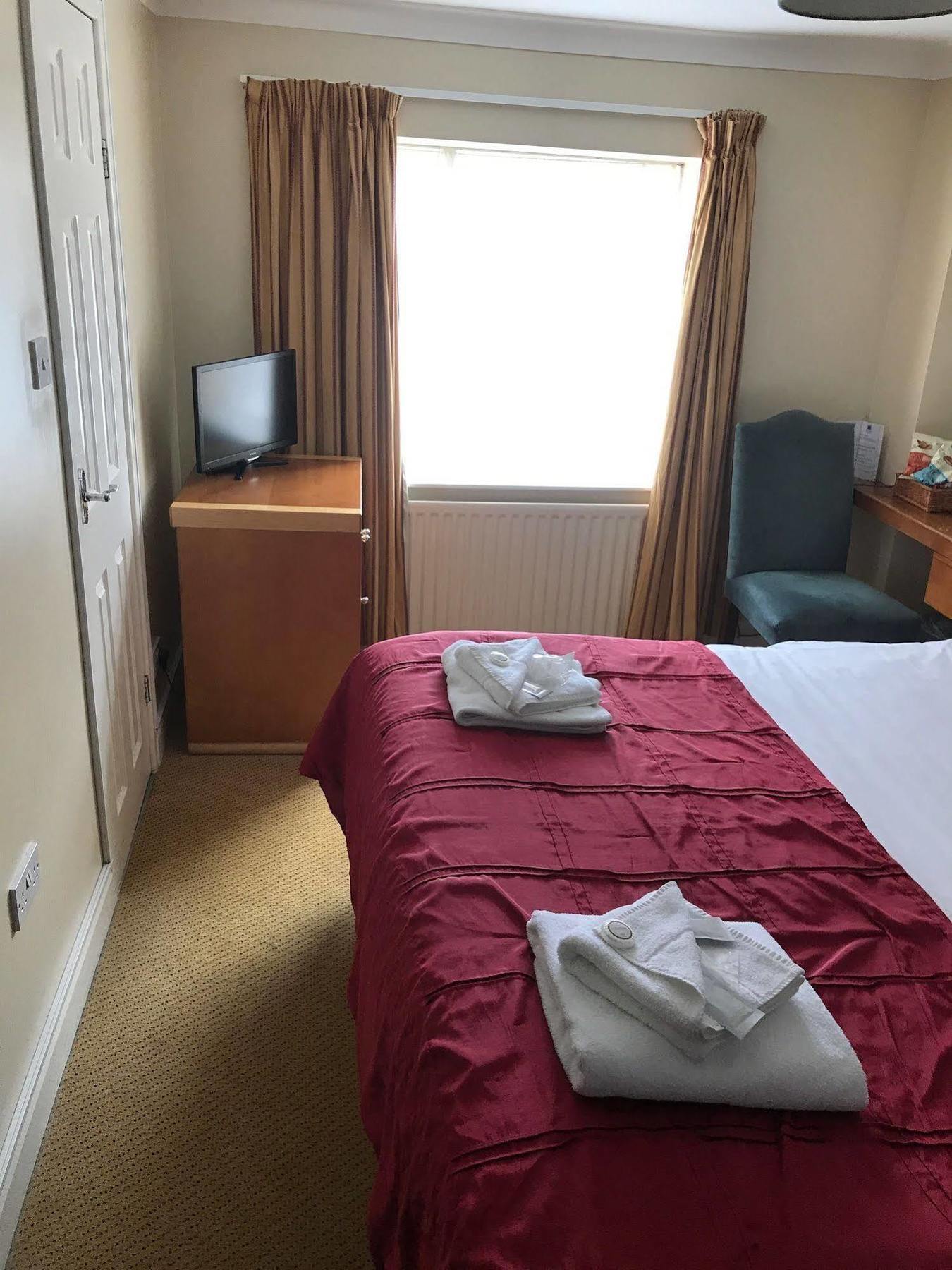 Barrington Lodge Crawley  Eksteriør billede
